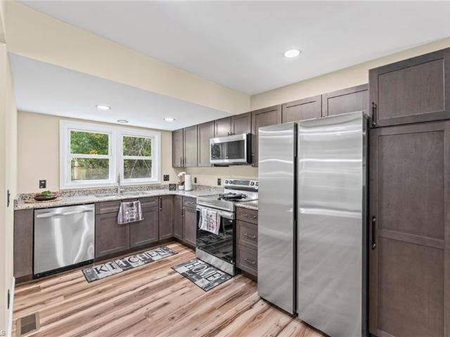 1076 Clingman Road