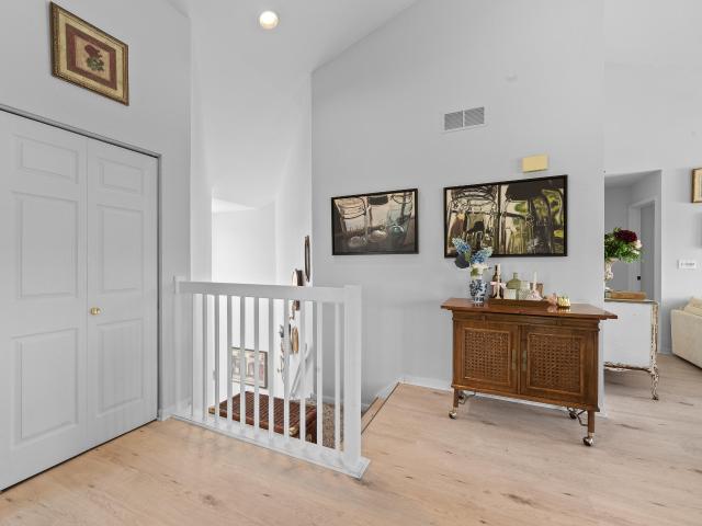 1076 Lakeland Way, Unit 9 55
