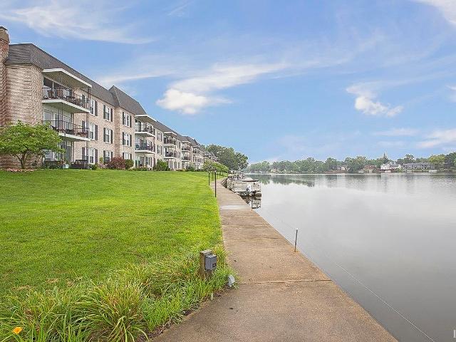 1077 Greenleaf Blvd, Unit 101, Elkhart, IN 46514 | MLS #202613