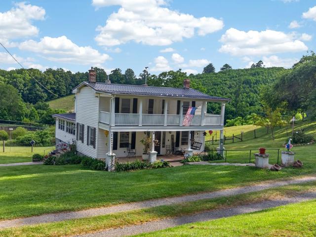 1078 Dickerson Rd