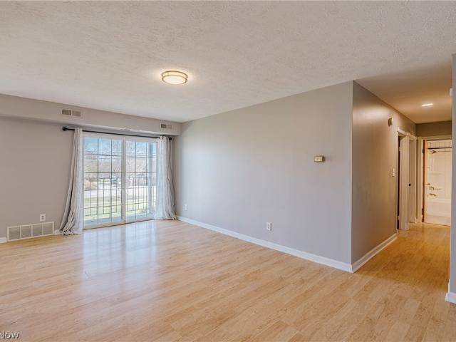 10790 Ravenna Road 201