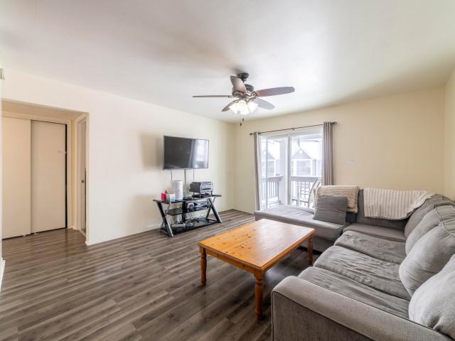 1079 Millpond Rd, Unit E, Valparaiso, IN 46385 | MLS #834524