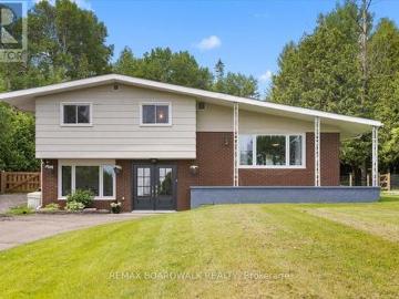 1079 River Road S, Mcnab/Braeside, ON, K0A 1G0 house for sale | Listing ID X13443 | Royal LePage