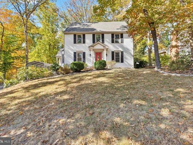 10706 Ann Davis Dr, Fredericksburg, VA 22408