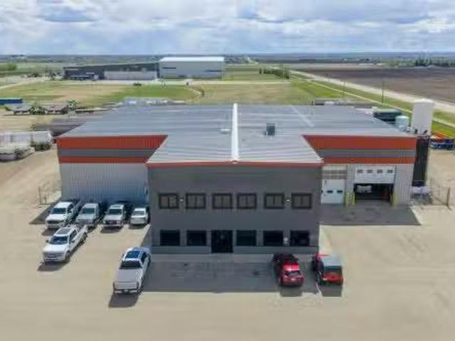 10709 79 Avenue, Clairmont, AB, T8X 5G9 commercial for lease.