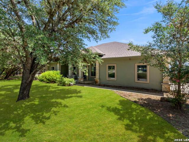 1070 Kings Ranch