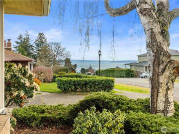 1070 th Avenue SW