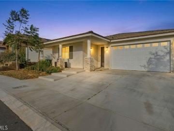 10710 Brookfield Dr, Riverside, CA 92505 | MLS #CV26060 MR