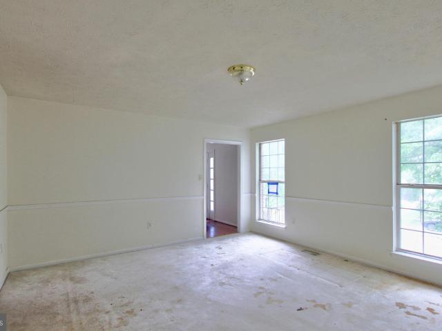 10711 Featherstone Dr, Fort Washington, MD 20744 | MLS #MDPG2211