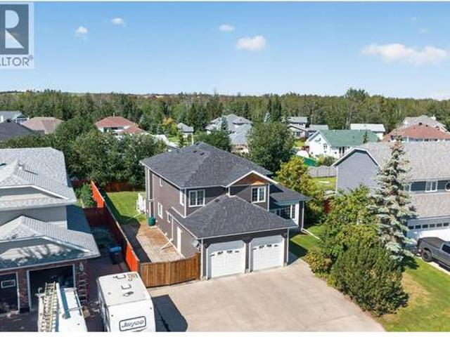 10717 Cottonwood Crescent, Dawson Creek, BC, V1G 4E4 house for sale | Listing ID 10398 | Royal LePage