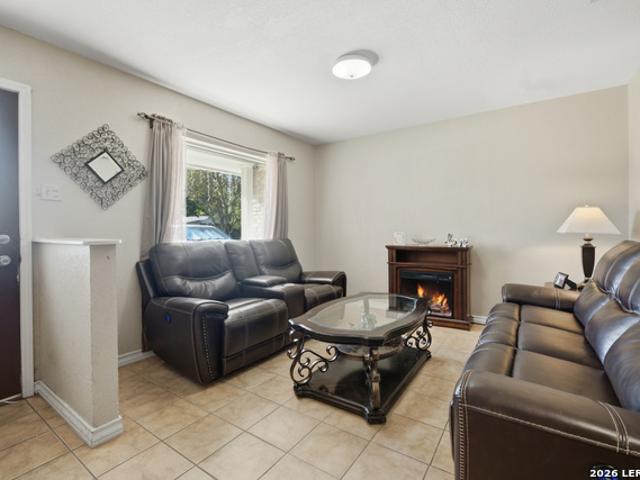 10715 Lazy Oaks Dr
