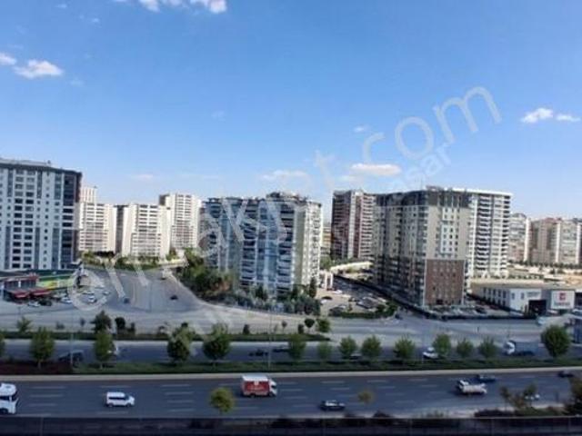 1071 Cadde Ustu Bagımsız Mutfaklı Genıs 2+1 Gokdemır Suıt