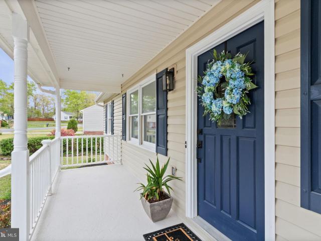 10722 Lovett Dr, Fredericksburg, VA 22407 | MLS #VASP2041