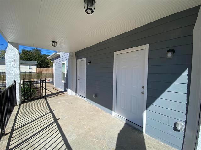 1072 s barksdale st