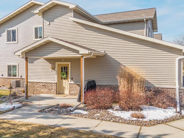 1072 w willis way