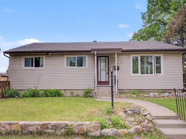 10731 Street, Edmonton, AB, T5P 3P5 house for sale | Listing ID E4493 | Royal LePage