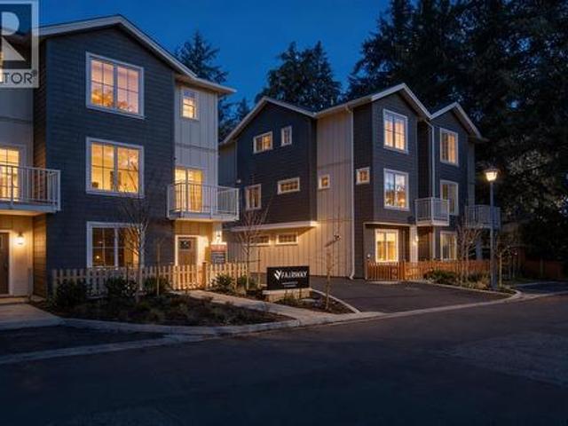 107 2 Vantilburg Cres, Langford, BC, V9B 3K4 house for sale | Listing ID 1051 | Royal LePage