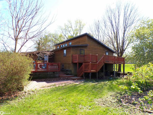 107 4th Street NE