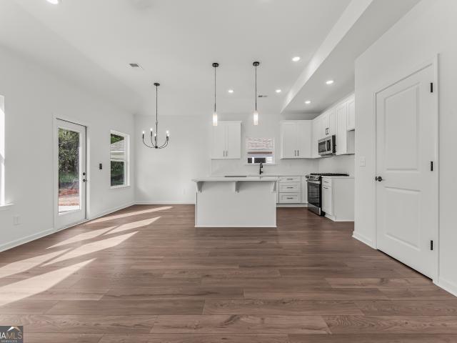 107 Cottage Grove Circle