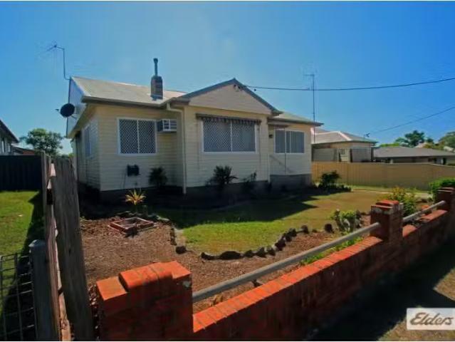 107 Commerce Street, Taree House for rent Listed by Carly Mcg.