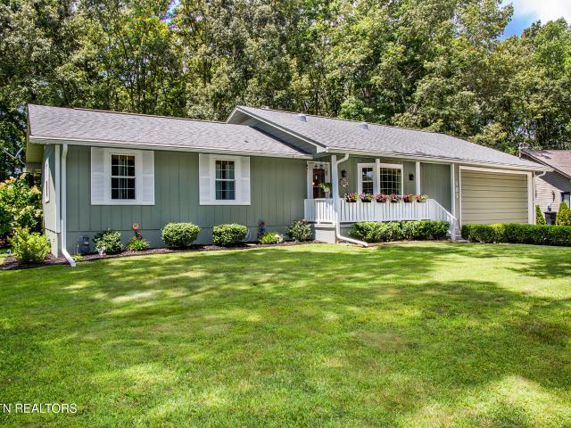 107 Canterbury Drive