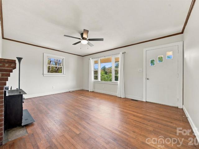 107 Carbondale Lane