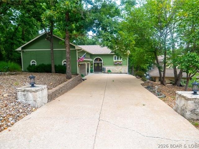 107 Cascade Ct, Four Seasons, MO 65049