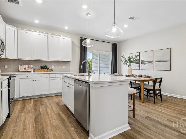 107 Annoula Way