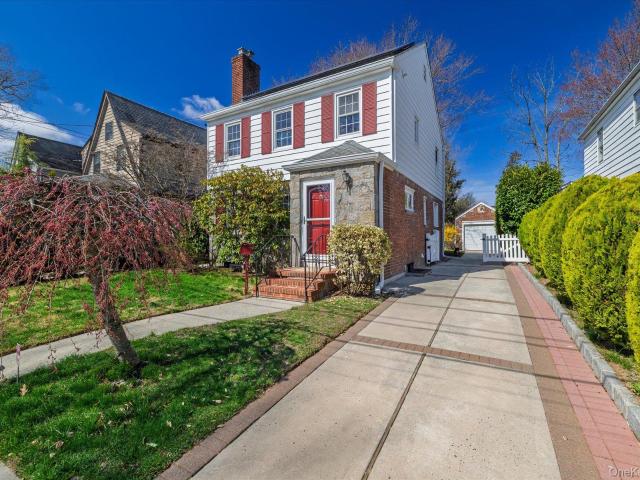 107 Acorn Way