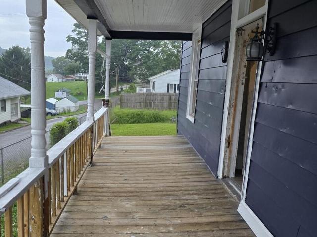 107 Aden Street