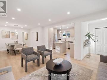 107 Bayview Parkway, Newmarket, ON, L3Y 3W2 house for sale | Listing ID N13037 | Royal LePage