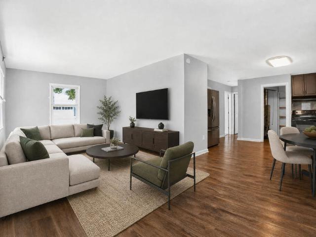 107 Berry Avenue