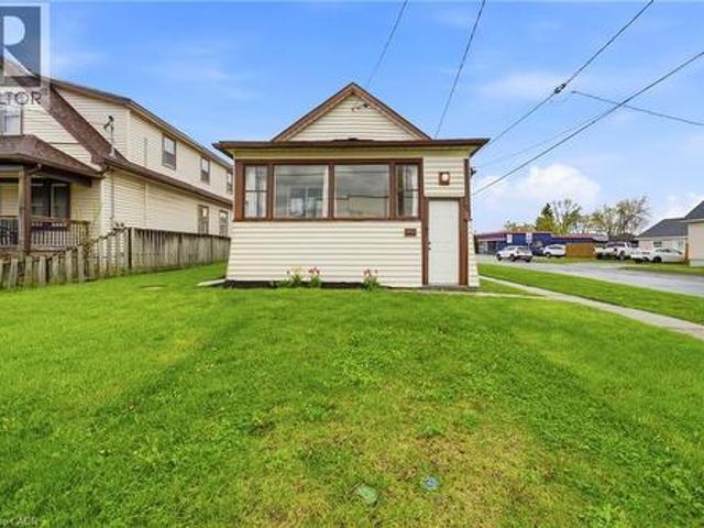107 Broadway Street, Welland, ON, L3C 5L6 house for sale | Listing ID 40866 | Royal LePage