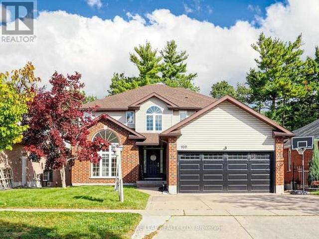 107 Green Bank Drive, Cambridge, ON, N1T 2B5 house for sale | Listing ID X13822 | Royal LePage