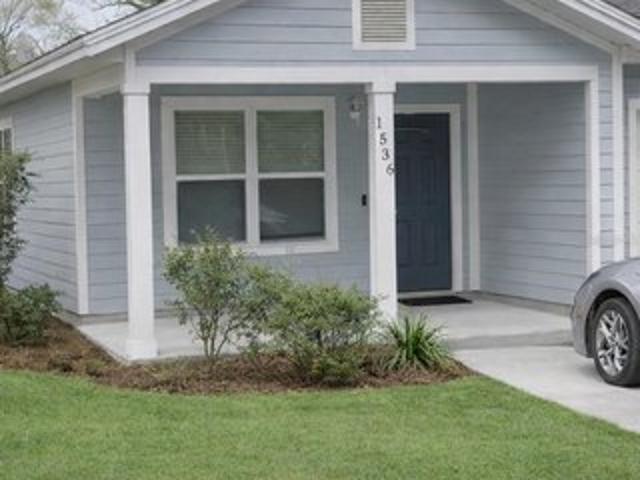 107 and 109 Dixie St, Hawthorne, FL 32640