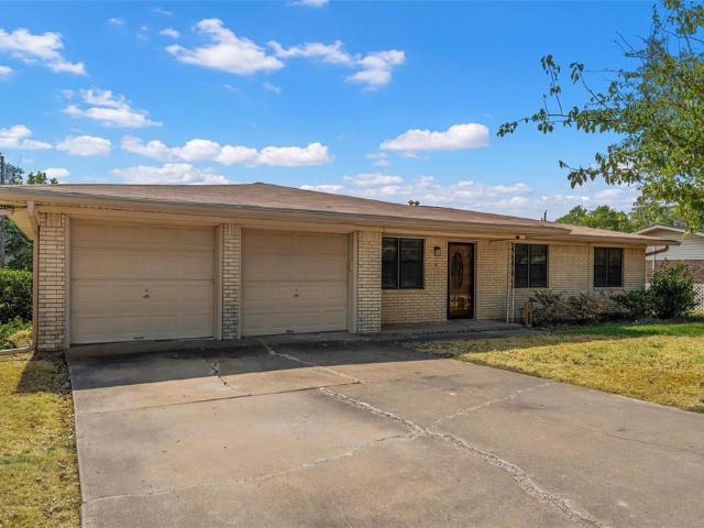 107 E Dawn Drive