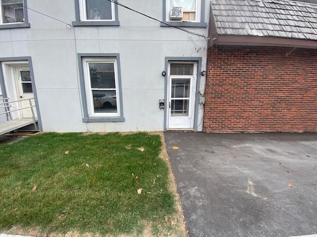 107 East Street ALL INCLUSIVE Bachelor Unit 107 East Street [object Promise] for Rent