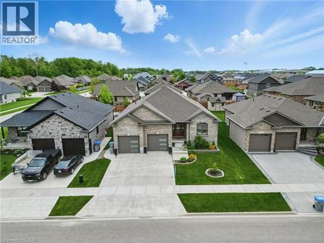 107 Forbes Crescent, Listowel, ON, N4W 0B4 house for sale | Listing ID 40801 | Royal LePage
