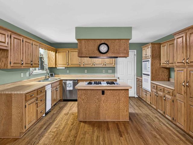 107 fairview cir