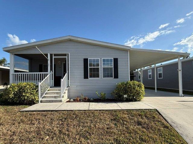 107 Holland St, Ellenton, FL 34222