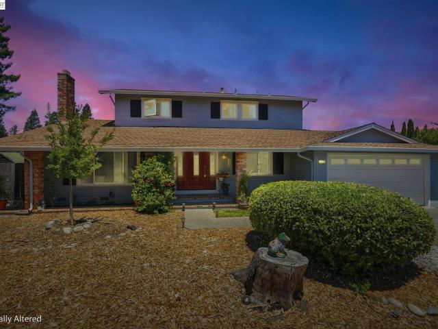 107 Hazelwood Pl