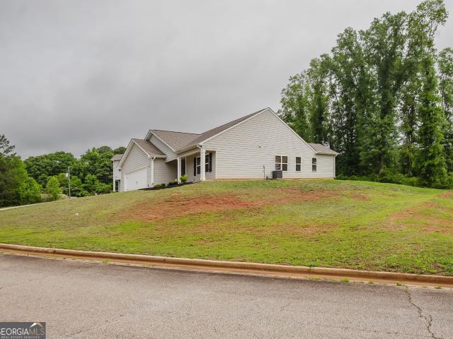 107 Hammerhead Lane