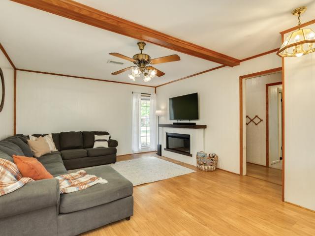 107 Hickory