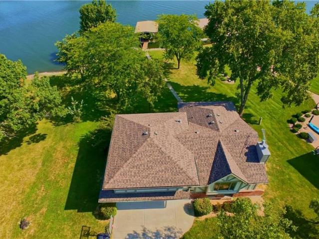 107 Lighthouse Point