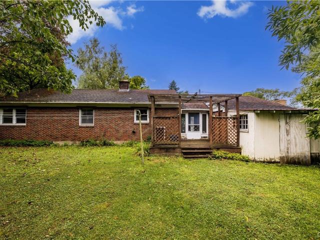 107 Mott Road