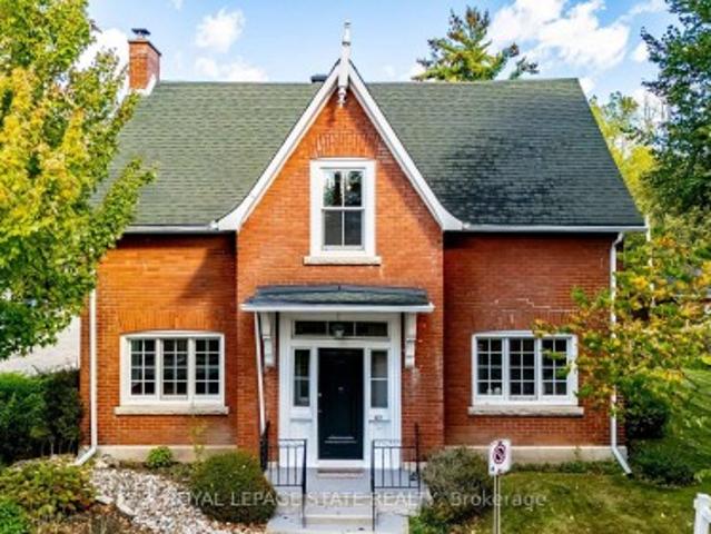 107 Melville Street, Hamilton, ON, L9H 2A4 house for sale | Listing ID X14004 | Royal LePage