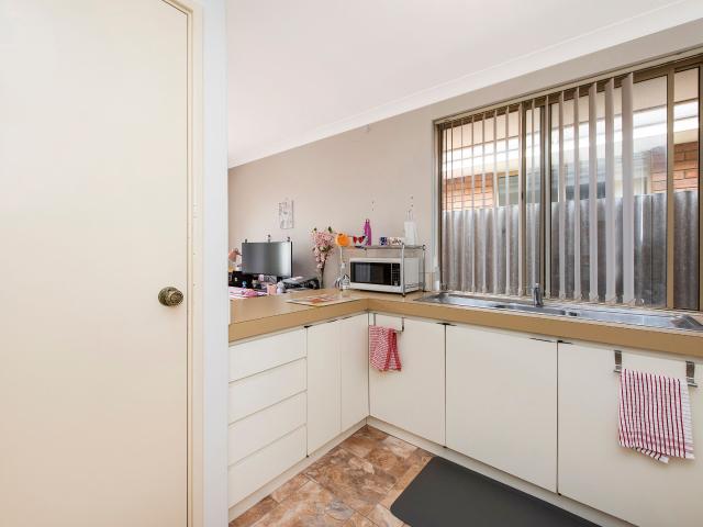 10/7 Merope Close Rockingham, WA 6168