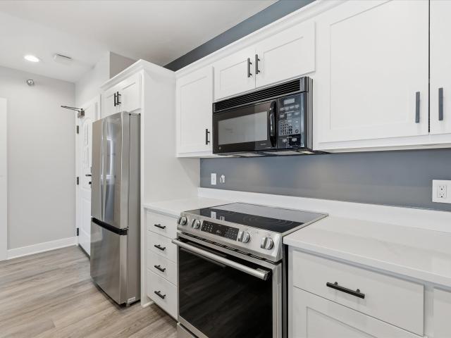 107 N 1ST Avenue
