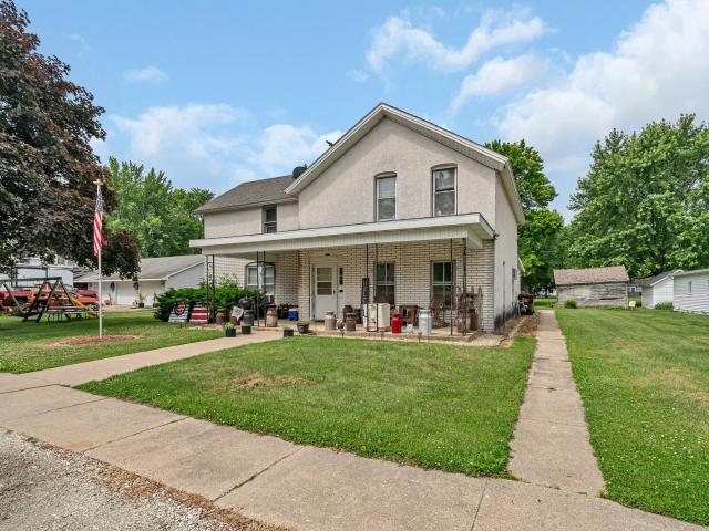 107 N Elm St, Gardner, IL 60424 | MLS #12393