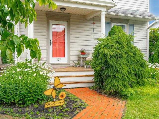 107 N Green Street